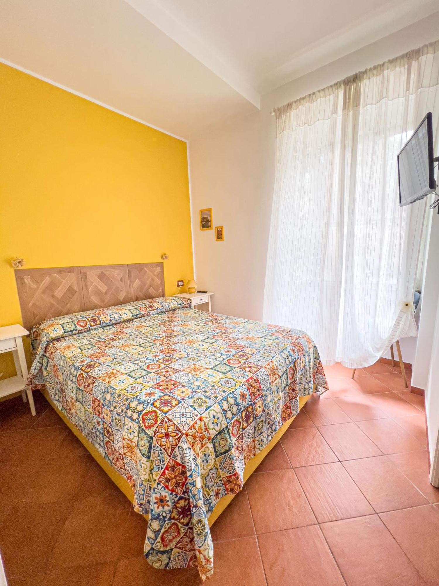 Giallo Napoli エクステリア 写真